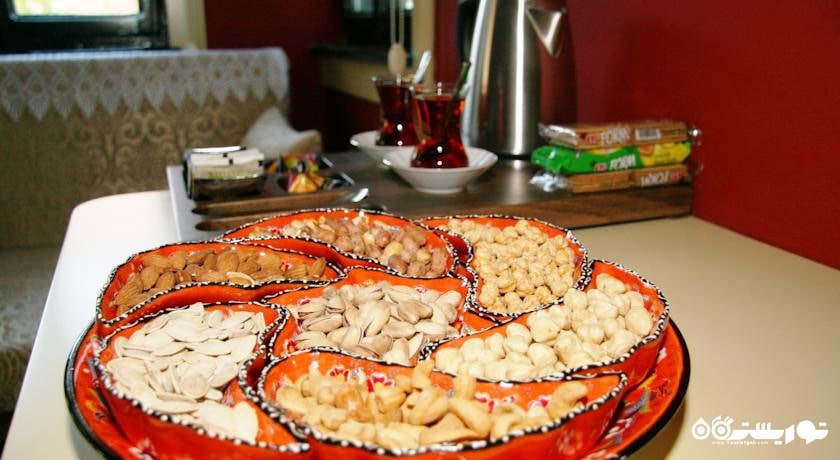 روم سرویس هتل تو تاو ترک اویل